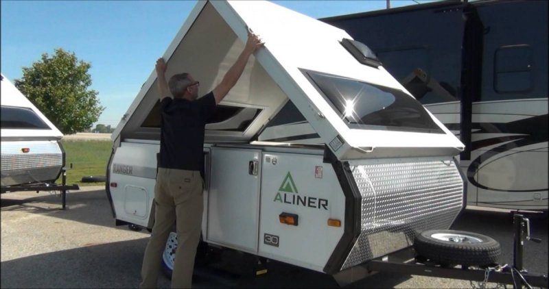 maxresdefault.thumb.jpg.82a5e2ce314845e5