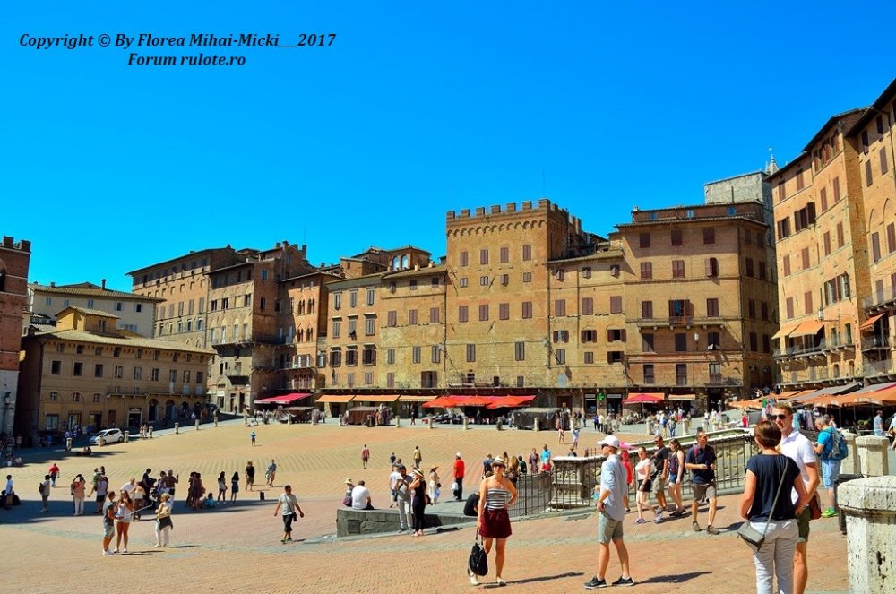 Siena - Piazza del Campo