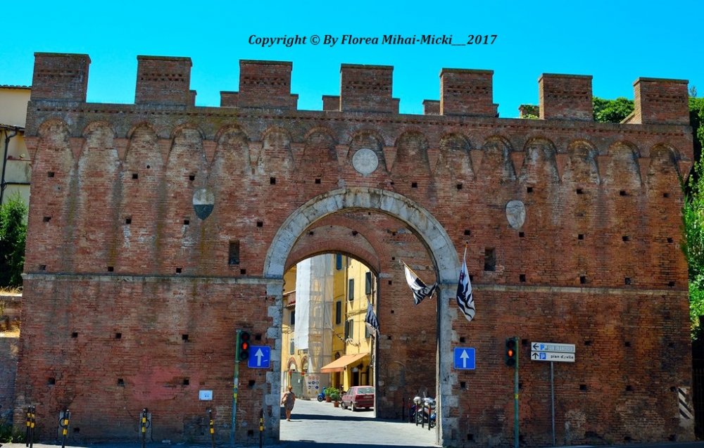 Porta_Romana_(Siena)