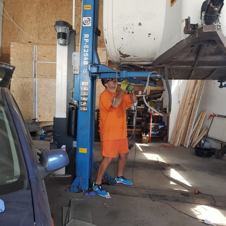 WhatsApp Image 2018-08-11 at 15.24.40 (3).jpeg