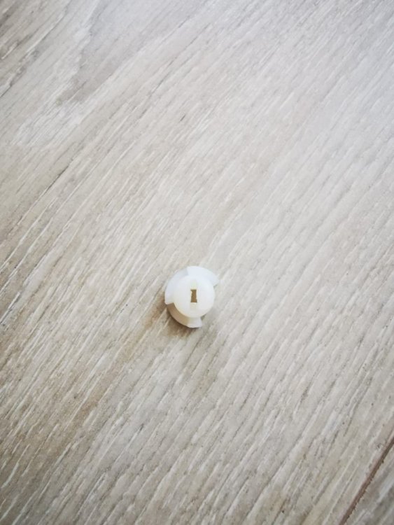 rotita blocatoare 01.jpg