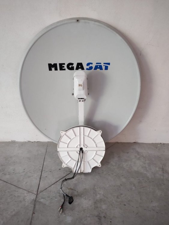 Megasat.jpg